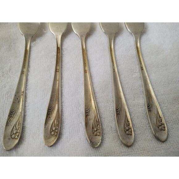 Holmes & Edwards Silverplate Silverware Romance Pattern Dinner Forks 5 Pieces - Picture 5 of 5